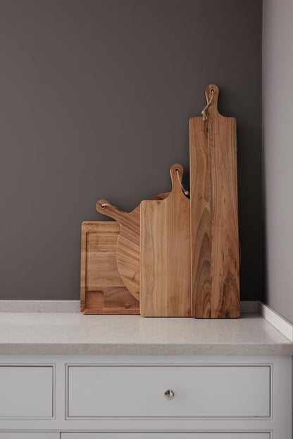 VINGA Buscot Round Serving Board