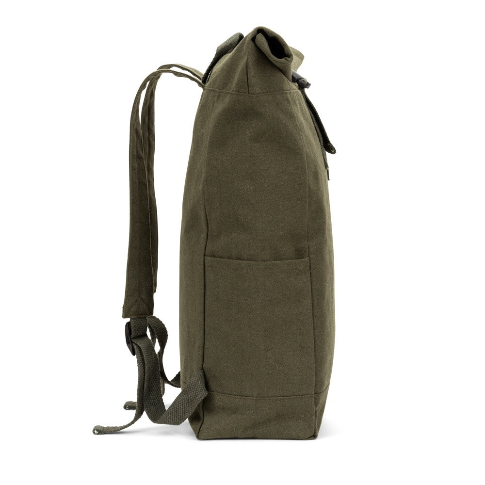 SAINT promotional drawstring bag in dark green (detail view) with custom logo branding