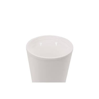 FIGLIOLI promotional travel cup in white (detail view) with custom logo branding