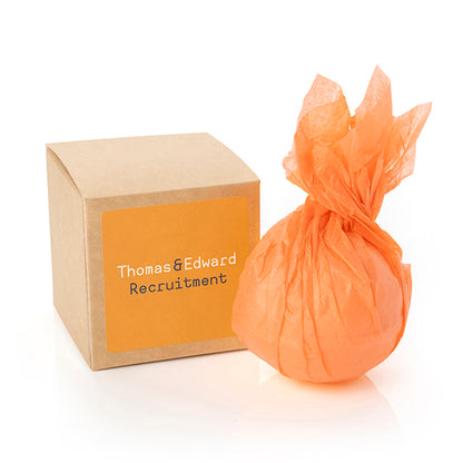 Badebombe/Sprudel in einer braunen Box (62 mm) | Wellness-Geschenke mit Markenlogo