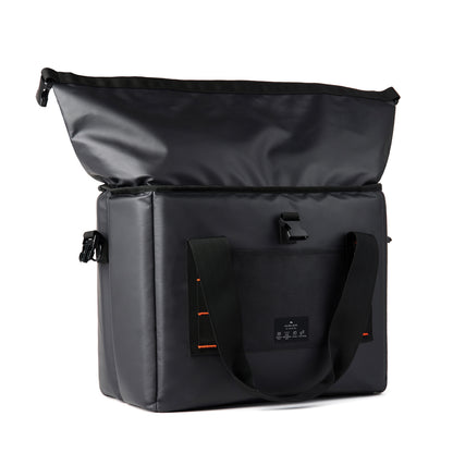 Nordic Drift RCS water-repellent cooler tote 22L