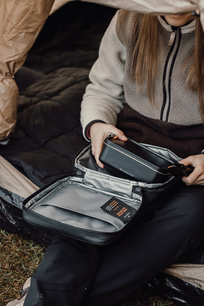 Nordic Drift Storm RCS water-repellent lunch cooler bag