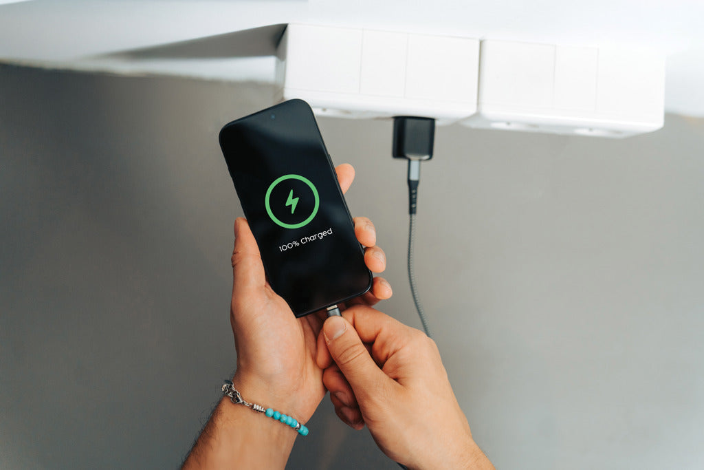 Urban Vitamin Monterey RCS recycled plastic 20W GAN charger