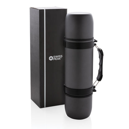Vacuum flask with 2 cups