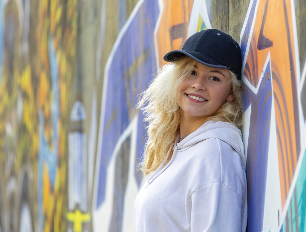 Impact AWARE™ Brushed rcotton 6 panel contrast cap 280gr