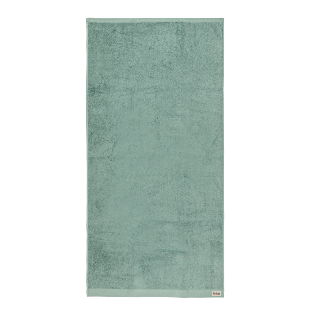 Ukiyo Sakura AWARE™ 500 gsm bath towel 70x140cm
