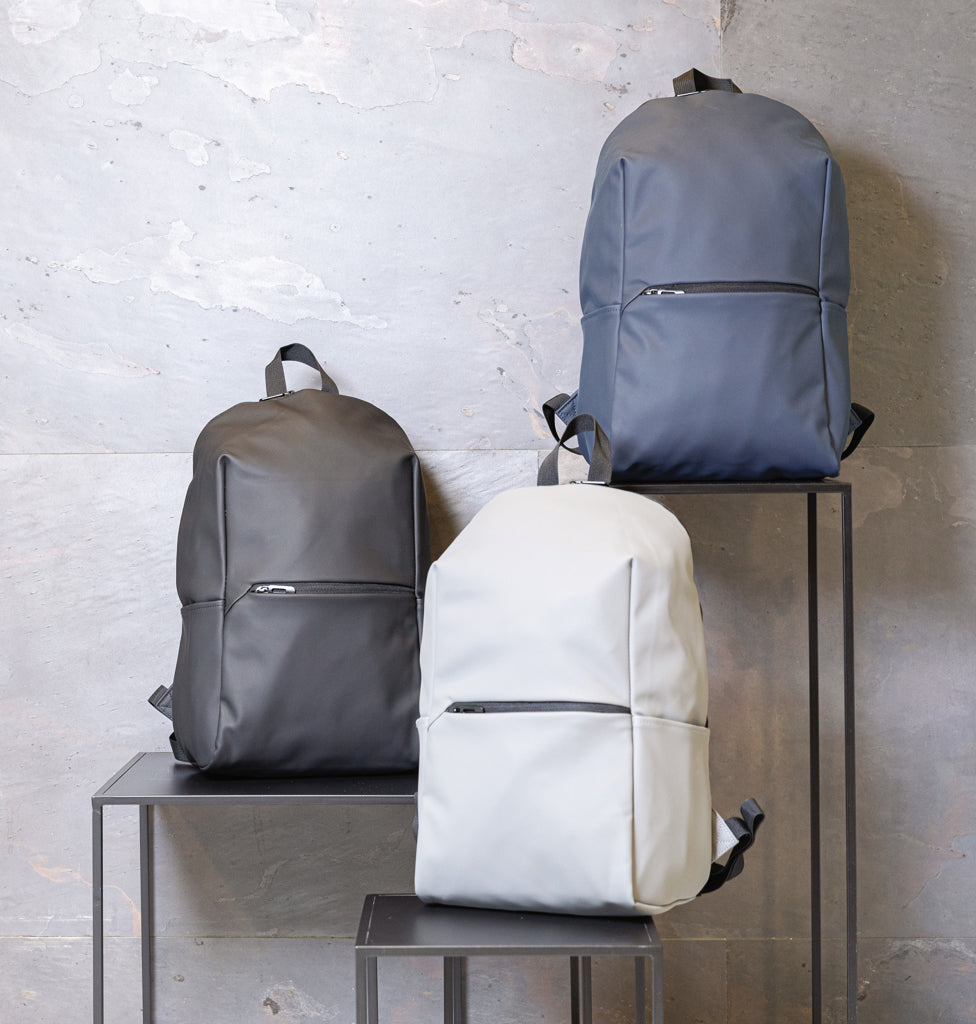 Smooth PU 15.6'laptop backpack