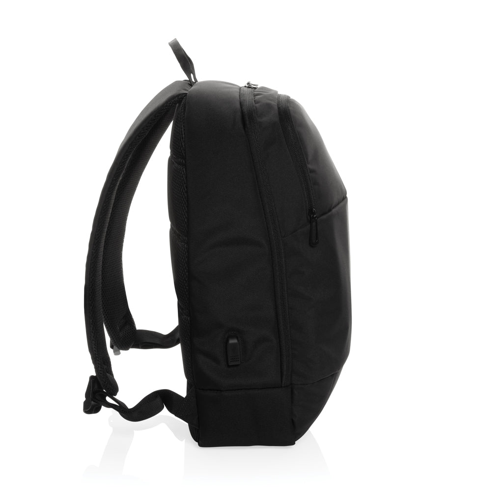 Swiss Peak AWARE™ modern 15.6' laptop backpack