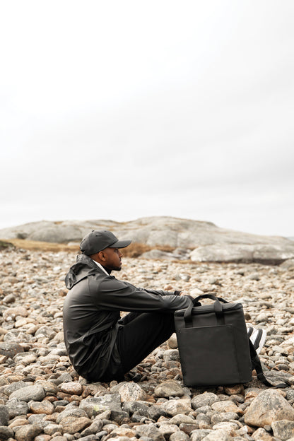 VINGA Baltimore AWARE™ recycled PET cap
