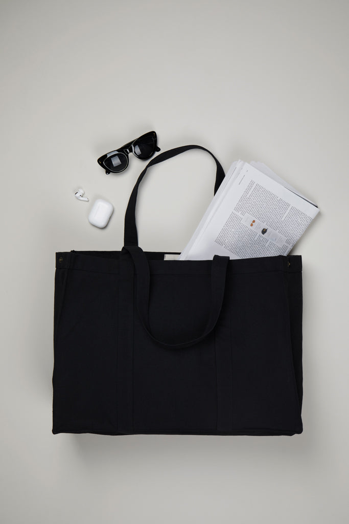VINGA Hilo AWARE™ recycled canvas maxi tote bag