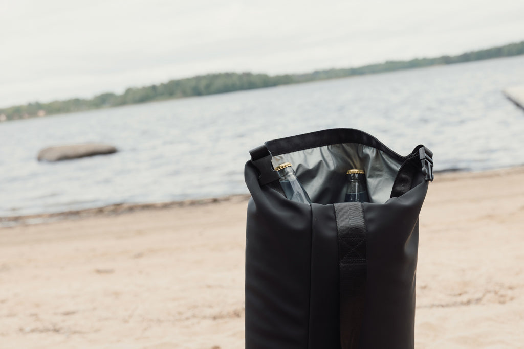 VINGA Baltimore RCS Roll-top cooler bag