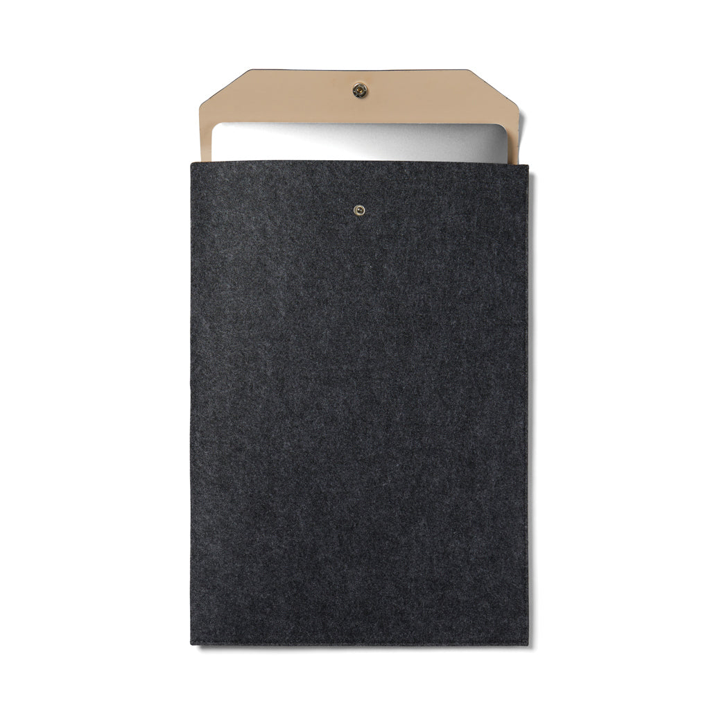 VINGA Albon GRS recycled felt 17' laptop sleeve