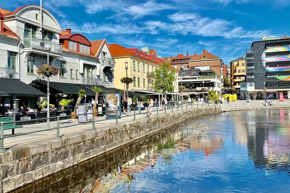 Borås, Sveriges textilstad – centrum för kläder, profilkläder och hållbara företagsgåvor inom handel och design.