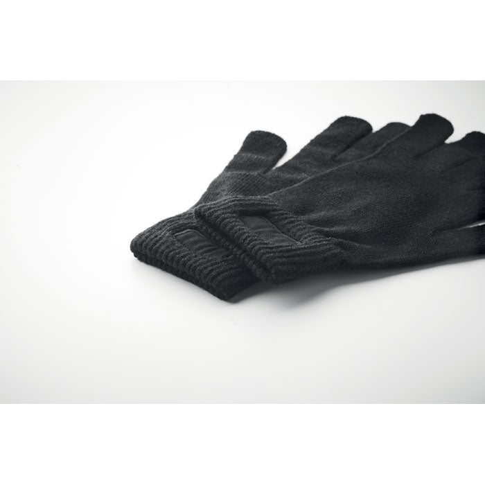 HANDNIT – Strickhandschuhe aus RPET