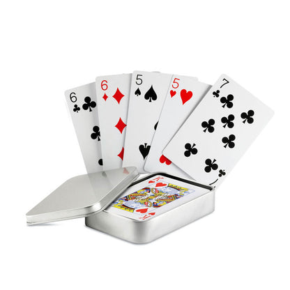 AMIGO - Jugant a cartes en caixa de llauna