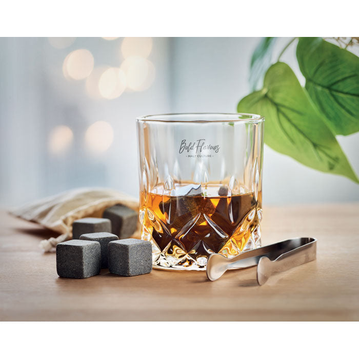 INVERNESS - Service à whisky dans une boîte en bambou
